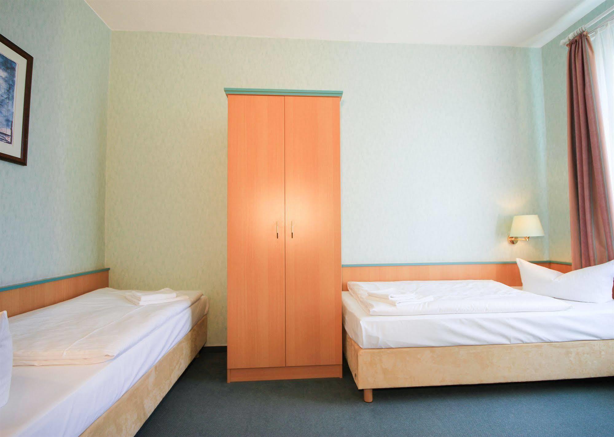 Appartementhaus Zum Strandkorb Ostseebad Kühlungsborn Esterno foto